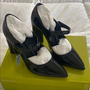 Gianni Bini Black Mary Jane Style high heels